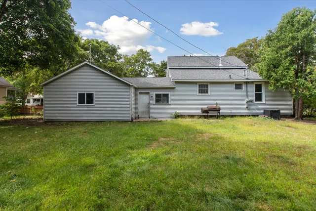 $186,000 | 617 South Lansing Street, Mount Pleasant, MI 48858