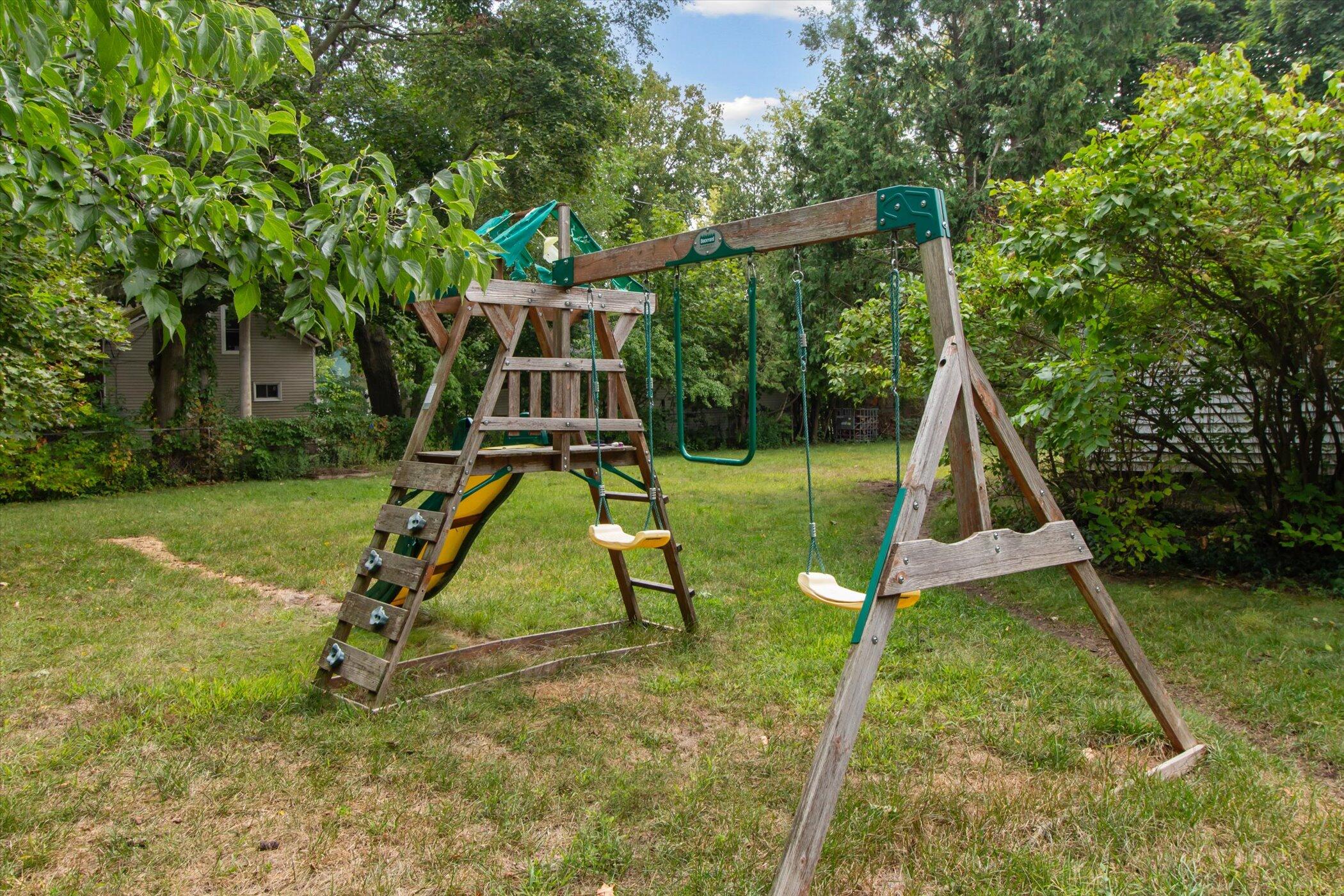 617 South Lansing Street Mount Pleasant, MI 48858 - Photo 37 of 40 39-617-S-Lansing-St-Mt-Pleasant-MI-48858