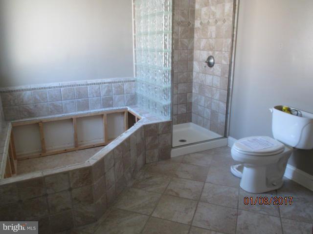 7956 Quarterfield Road Severn, MD 21144 - Photo 11 of 19 Bath (Master)