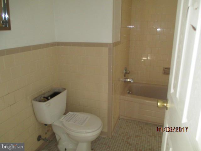 7956 Quarterfield Road Severn, MD 21144 - Photo 10 of 19 Bath