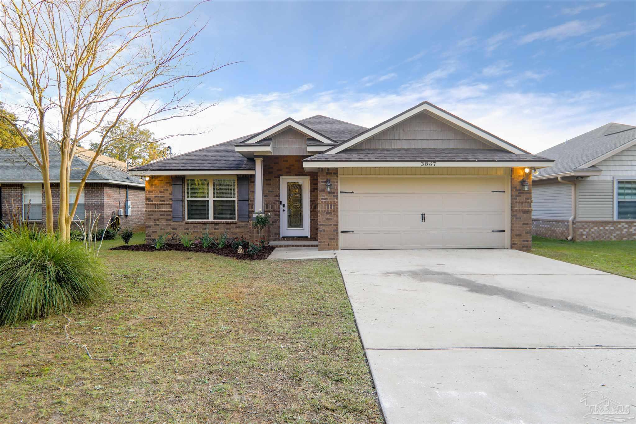 3867 Adams Road Milton, FL 32571 - Photo 2 of 17