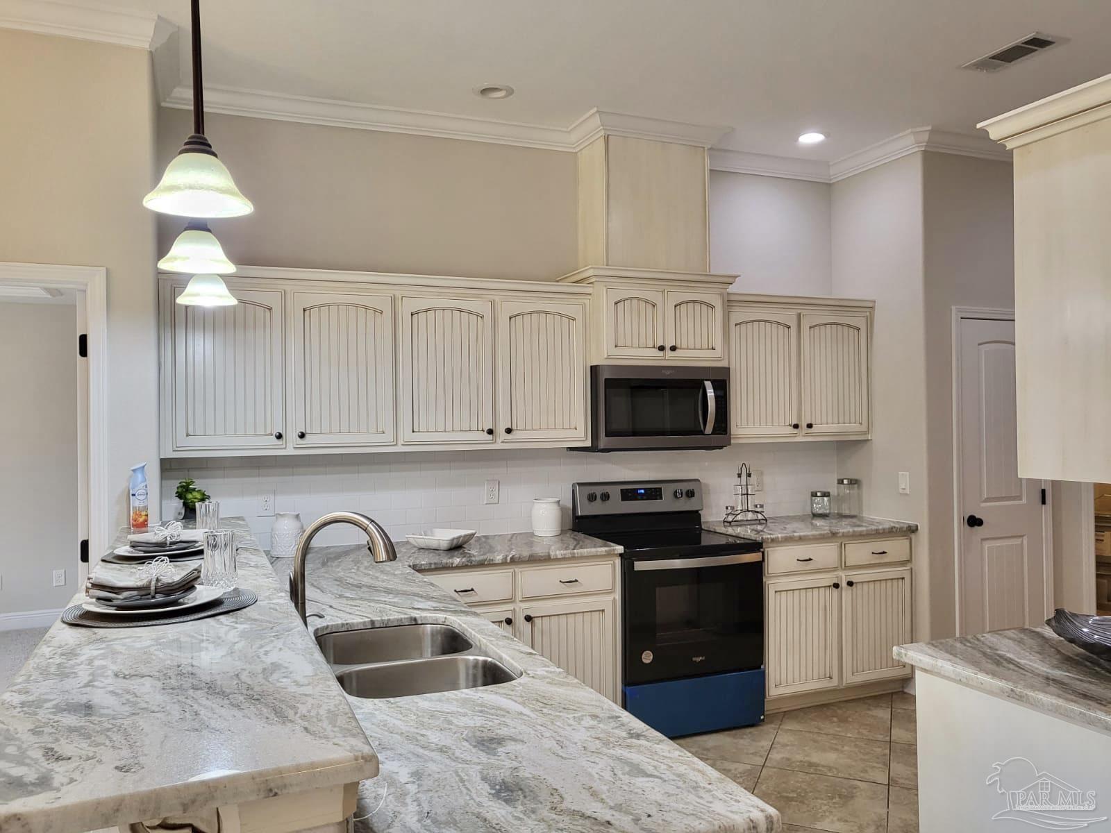 3867 Adams Road Milton, FL 32571 - Photo 4 of 17