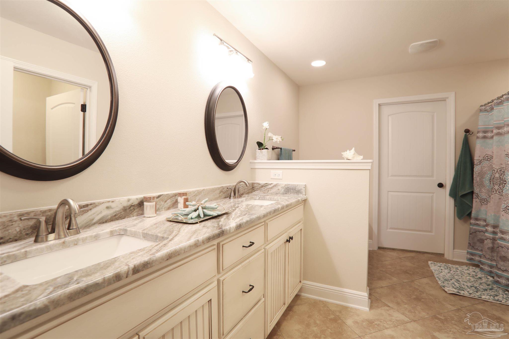 3867 Adams Road Milton, FL 32571 - Photo 10 of 17