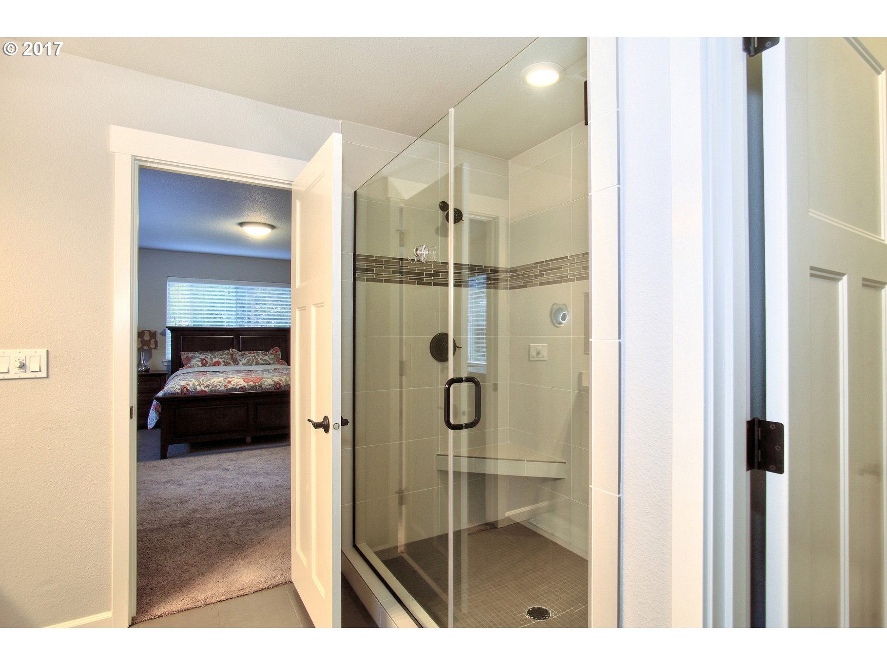 12723 Southwest Willow Point Lane Tigard, OR 97224 - Photo 15 of 27 a en suite bathroom with a shower