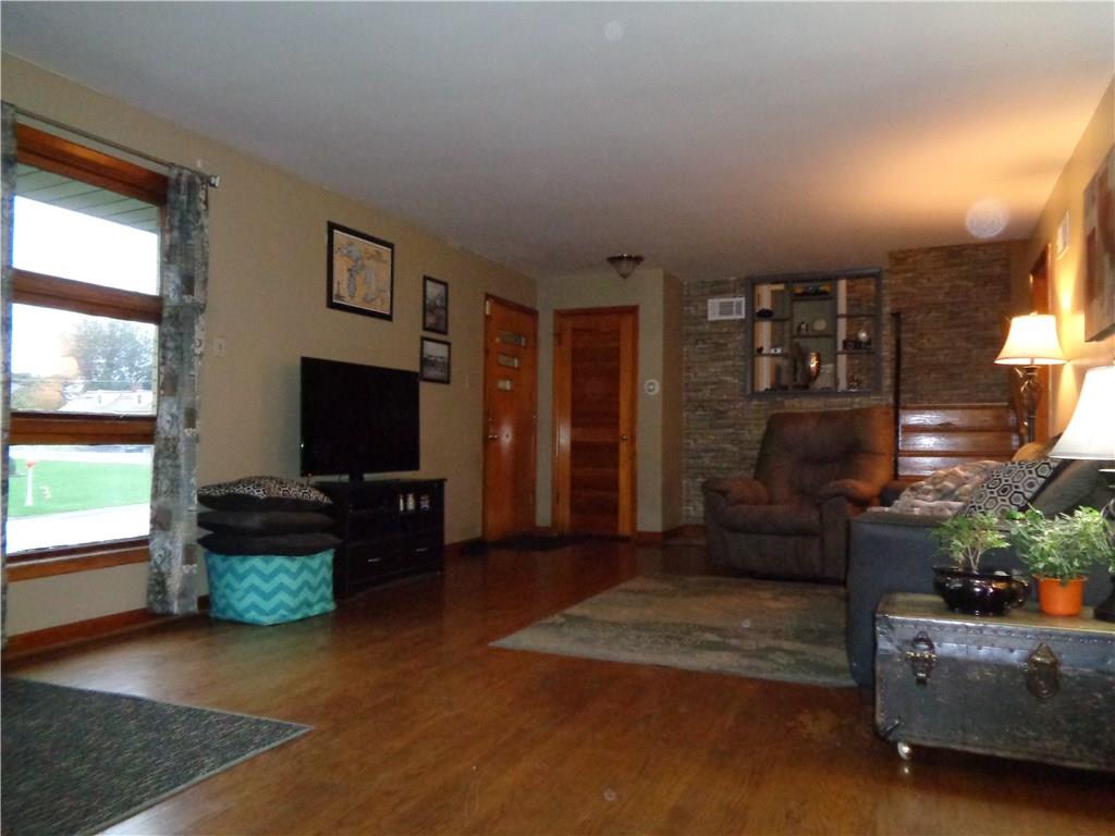 643 Morgantown Road Uniontown, PA 15401 - Photo 2 of 25 Gallery Image 2