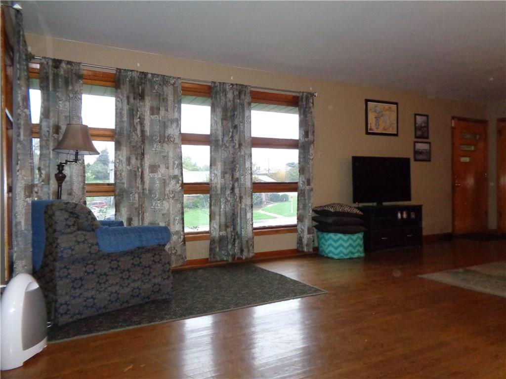 643 Morgantown Road Uniontown, PA 15401 - Photo 3 of 25 Gallery Image 3
