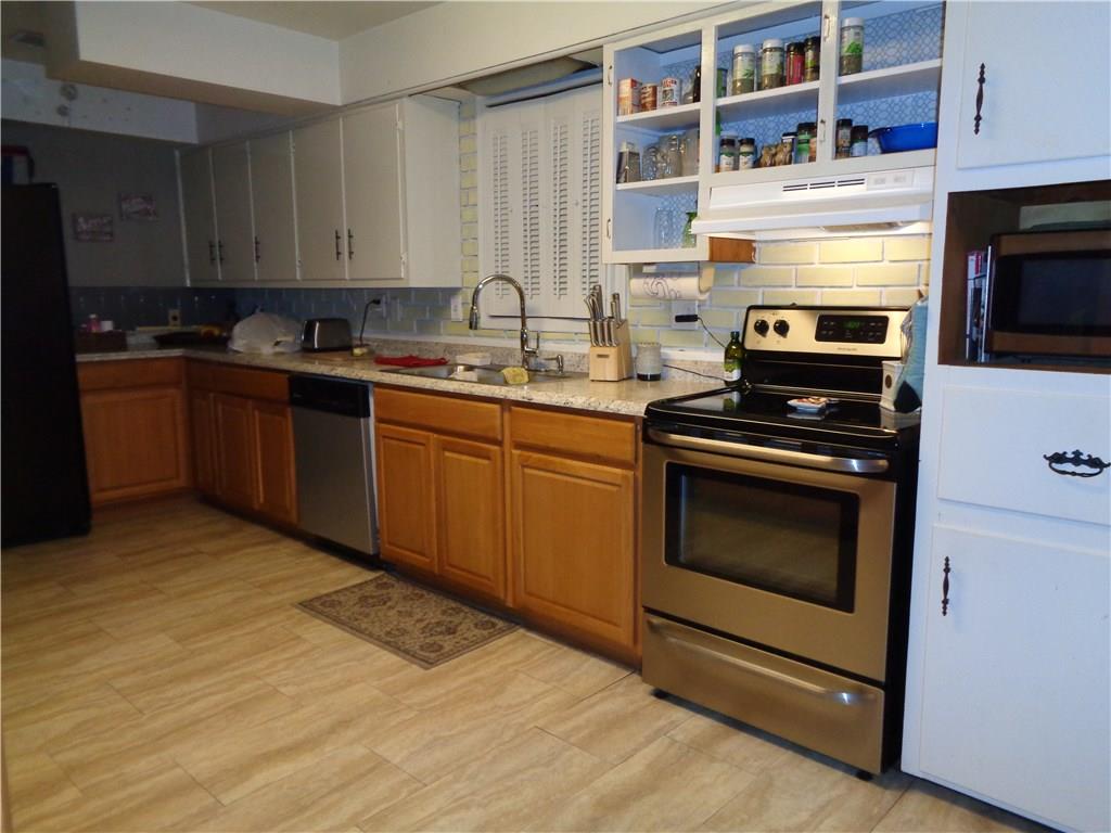 643 Morgantown Road Uniontown, PA 15401 - Photo 8 of 25 Gallery Image 8
