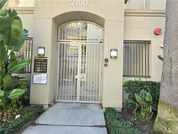 $3,400 | 2225 Scholarship, Irvine, CA 92612