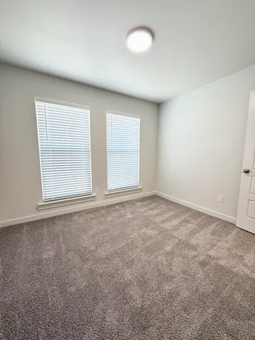 $1,400 | 1615 North Clinton Avenue, Lubbock, TX 79416