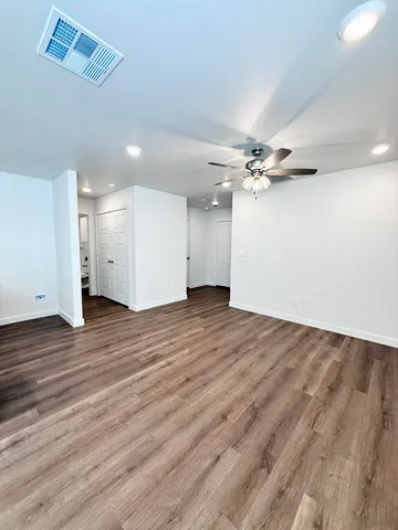 $1,400 | 1615 North Clinton Avenue, Lubbock, TX 79416