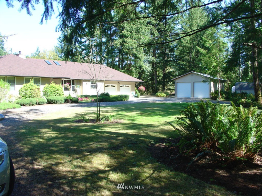 7016 Creekside Lane Southwest Rochester, WA 98579 - Photo 2 of 14