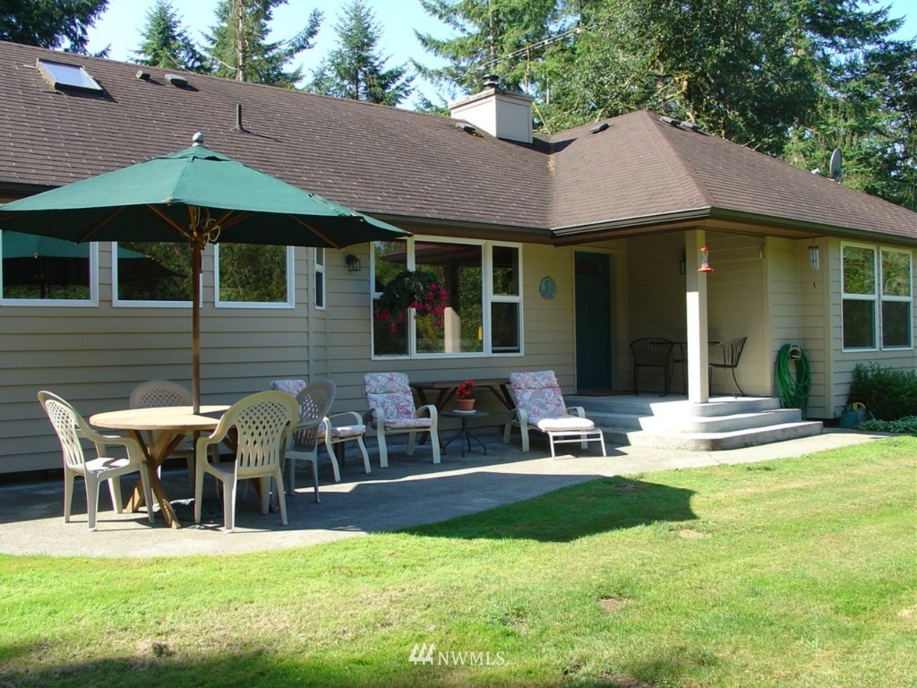 7016 Creekside Lane Southwest Rochester, WA 98579 - Photo 8 of 14