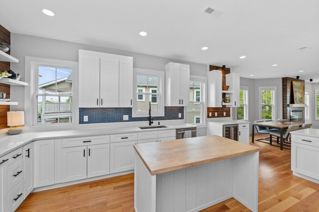 61 Paul Revere Road, Unit 2 Arlington, MA 02476 - Photo 14 of 33 Gallery Image 14
