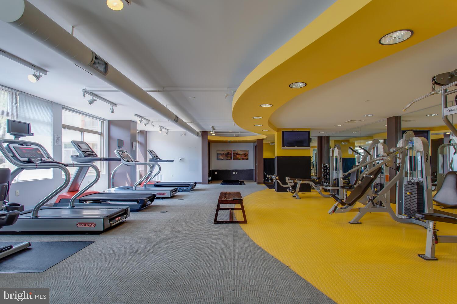 3650 South Glebe Road, Unit 239 Arlington, VA 22202 - Photo 35 of 38 a view of a room with gym equipment