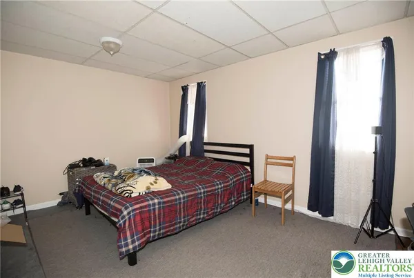 $2,500 | 924 North 4th Street, Allentown, PA 18102