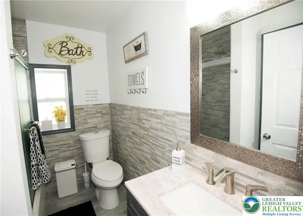 $2,500 | 924 North 4th Street, Allentown, PA 18102