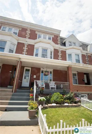 $2,500 | 924 North 4th Street, Allentown, PA 18102