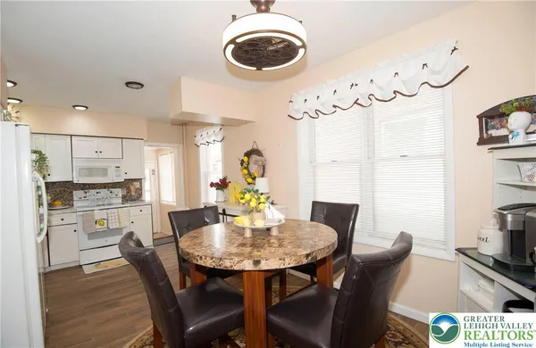 $2,500 | 924 North 4th Street, Allentown, PA 18102