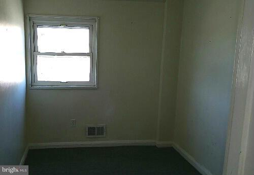 7820 Charlesmont Road Baltimore, MD 21222 - Photo 8 of 10 Interior (General)