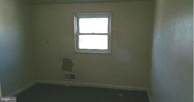 7820 Charlesmont Road Baltimore, MD 21222 - Photo 9 of 10 Interior (General)