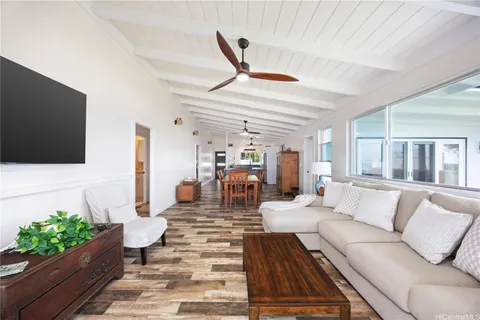 $2,090,000 | 68-695 Farrington Highway, Waialua, HI 96791