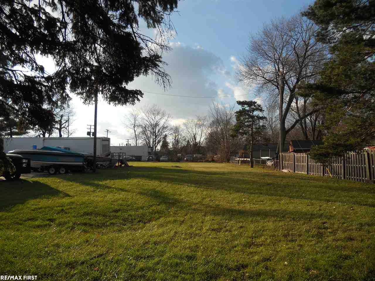 14329 East 9 Mile Road Warren, MI 48089 - Photo 2 of 5 Gallery Image 2