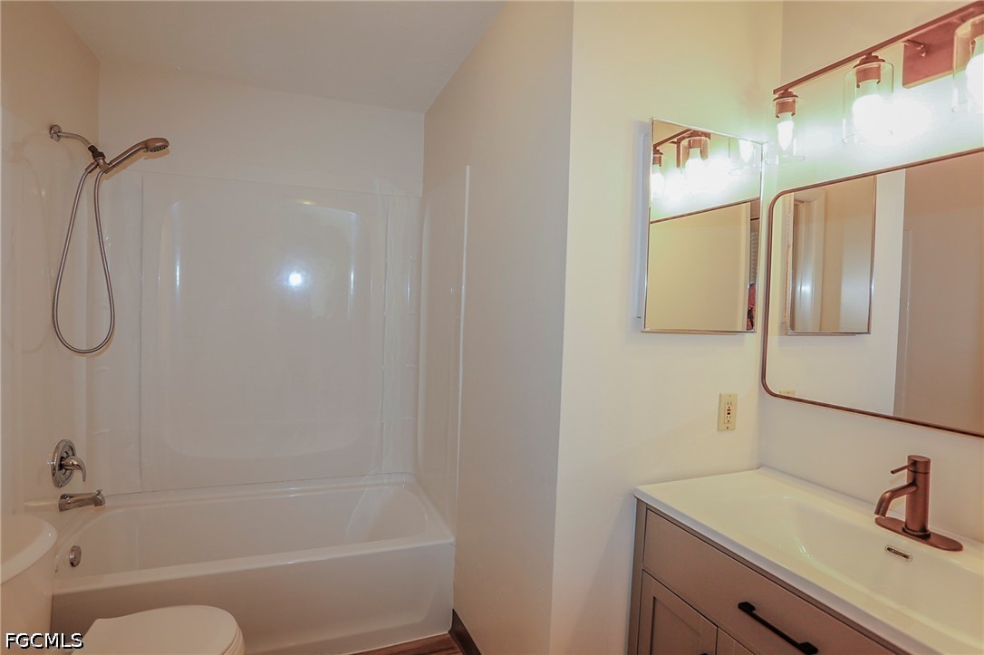 8061 Country Road, Unit 203 Fort Myers, FL 33919 - Photo 11 of 11 Gallery Image 11