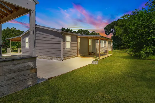 $375,000 | 555 Wilder Crest Lane, Brenham, TX 77833