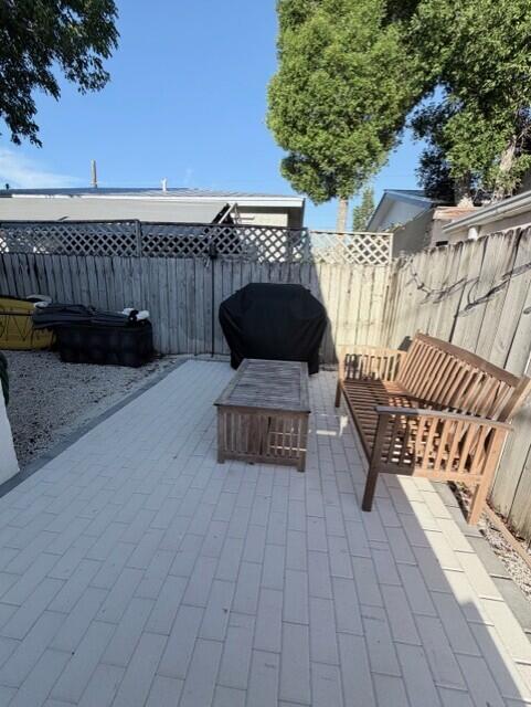 91 Treasure Boulevard Key Largo, FL 33037 - Photo 17 of 20 a view of balcony with a potted plant and outdoor seating