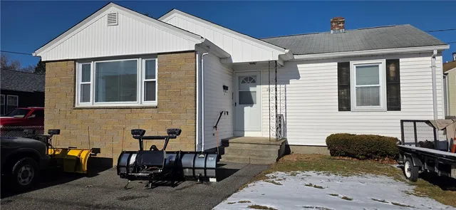 $369,900 | 20 Intervale Avenue, North Providence, RI 02911