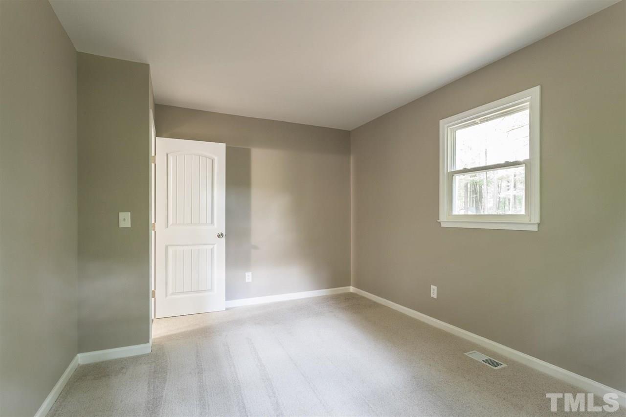 5102 McCormick Road Durham, NC 27713 - Photo 5 of 22