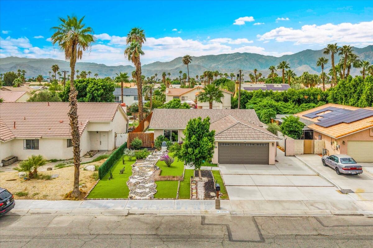 68705 Tortuga Road Cathedral City, CA 92234 - Photo 2 of 39 02-02