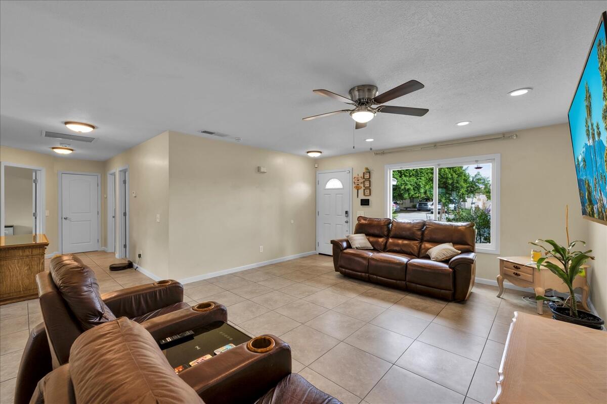 68705 Tortuga Road Cathedral City, CA 92234 - Photo 6 of 39 06-06