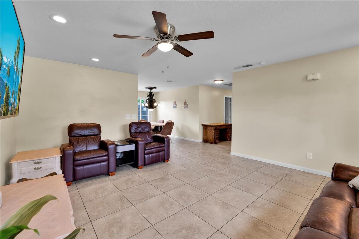 68705 Tortuga Road Cathedral City, CA 92234 - Photo 7 of 39 07-07