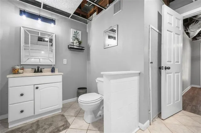 a picture of city view