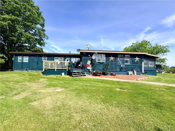 $225,000 | 34777 Clayton Center Road, Clayton, NY 13624