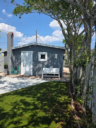 $1,600 | 312 North H Street, Unit B, Lake Worth Beach, FL 33460