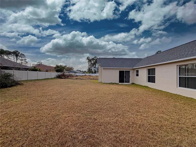 $1,900 | 132 Fenimore Lane, Palm Coast, FL 32137