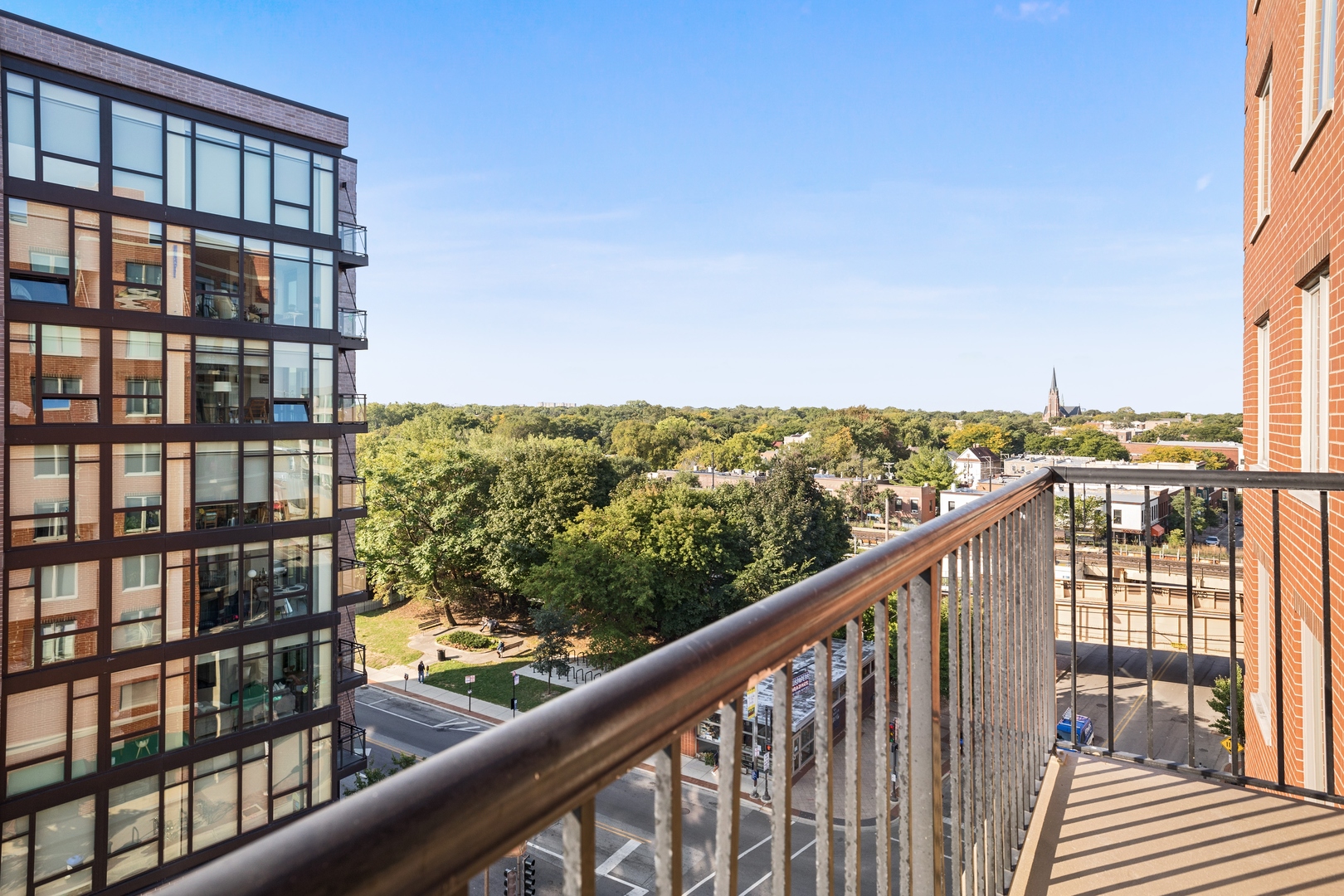 515 Main Street, Unit 708 Evanston, IL 60202 - Photo 15 of 16