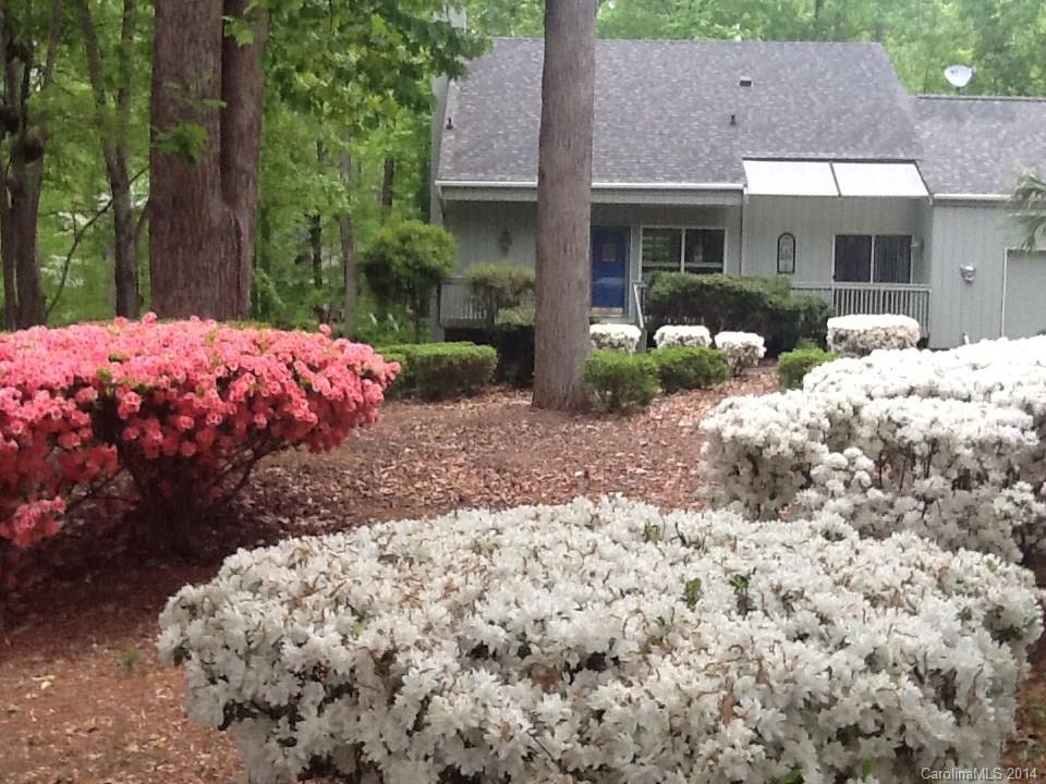 4 Pine Point Road Lake Wylie, SC 29710 - Photo 1 of 21 Gallery Image 1