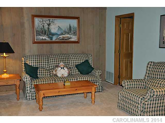 4 Pine Point Road Lake Wylie, SC 29710 - Photo 3 of 21 Gallery Image 3