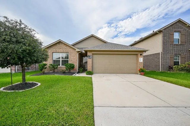 $254,900 | 15418 Lost Lariat Court, Channelview, TX 77530