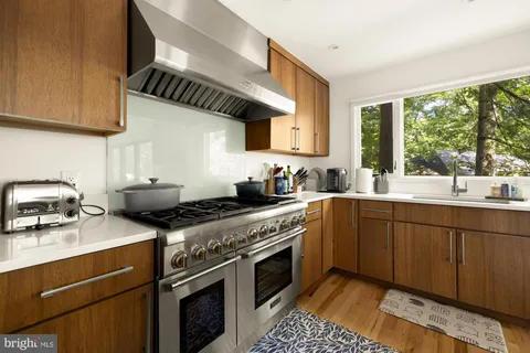 $2,685,000 | 2710 Brandywine Street Northwest, Washington, DC 20008