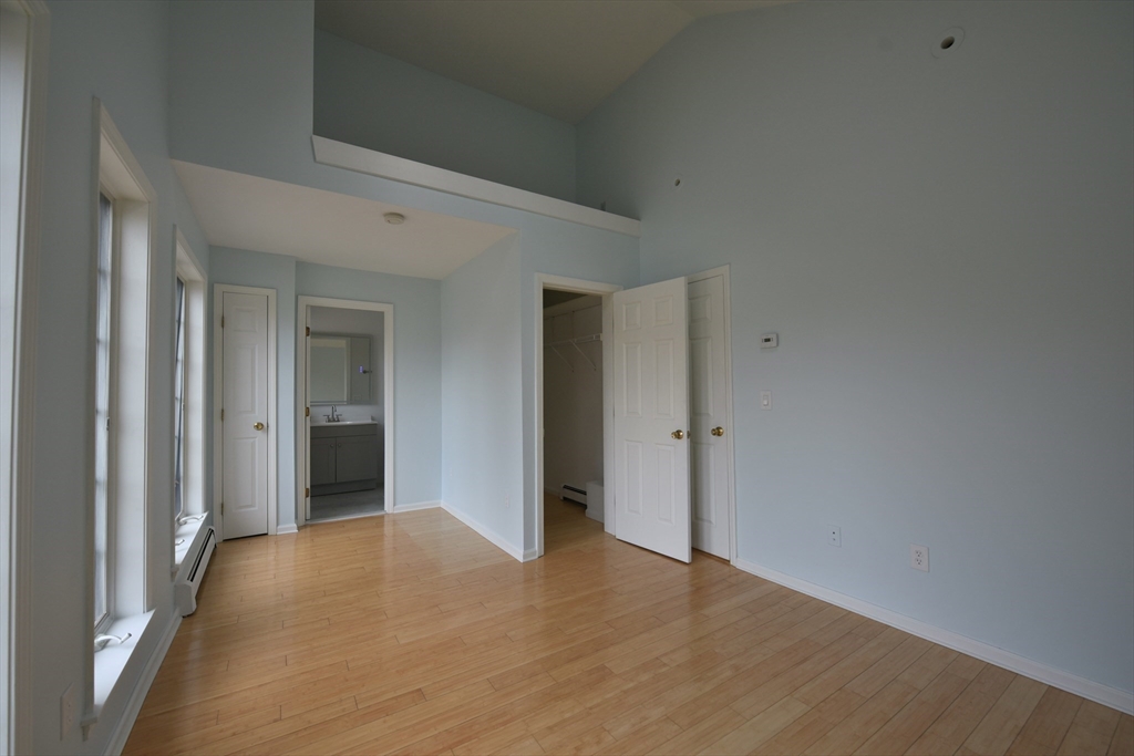 19 Stillman Circle Natick, MA 01760 - Photo 7 of 16