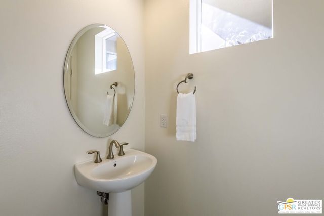 $5,900 | 684 Bliss Way, Palm Springs, CA 92262