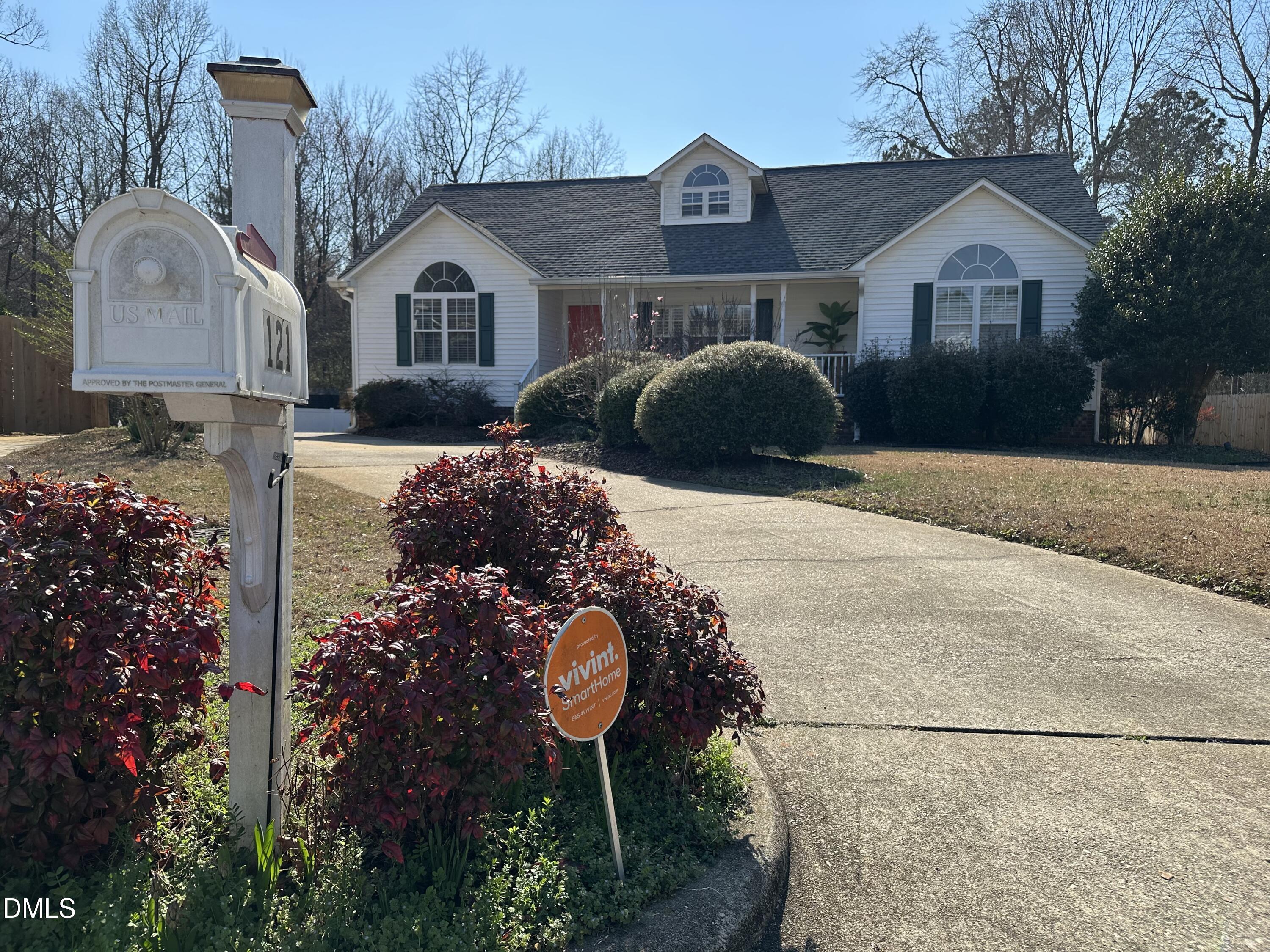 121 Blackthorne Place Garner, NC 27529 - Photo 1 of 50 IMG_8018