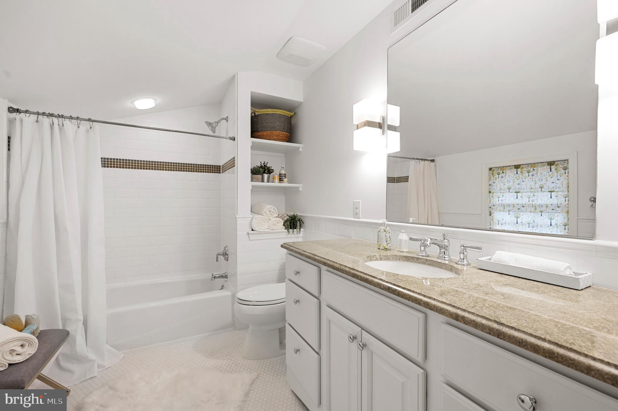 508 Ott Road Bala Cynwyd, PA 19004 - Photo 14 of 21 Hall Bath