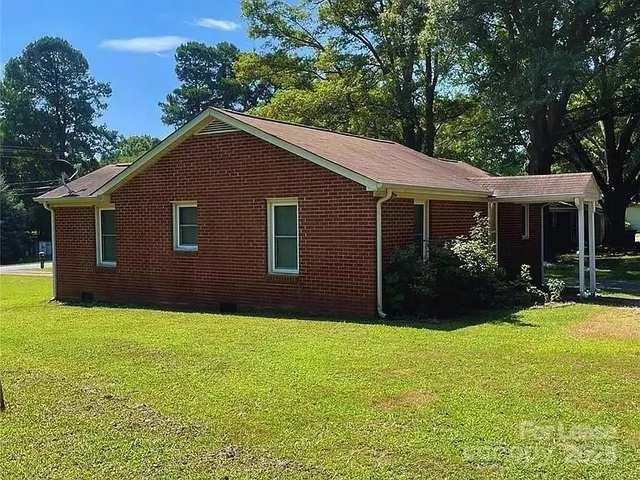 $1,400 | 1838 Waxhaw Indian Trail Road, Indian Trail, NC 28079