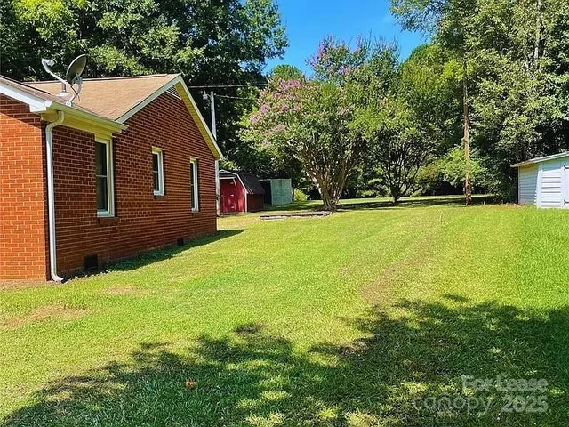 $1,400 | 1838 Waxhaw Indian Trail Road, Indian Trail, NC 28079