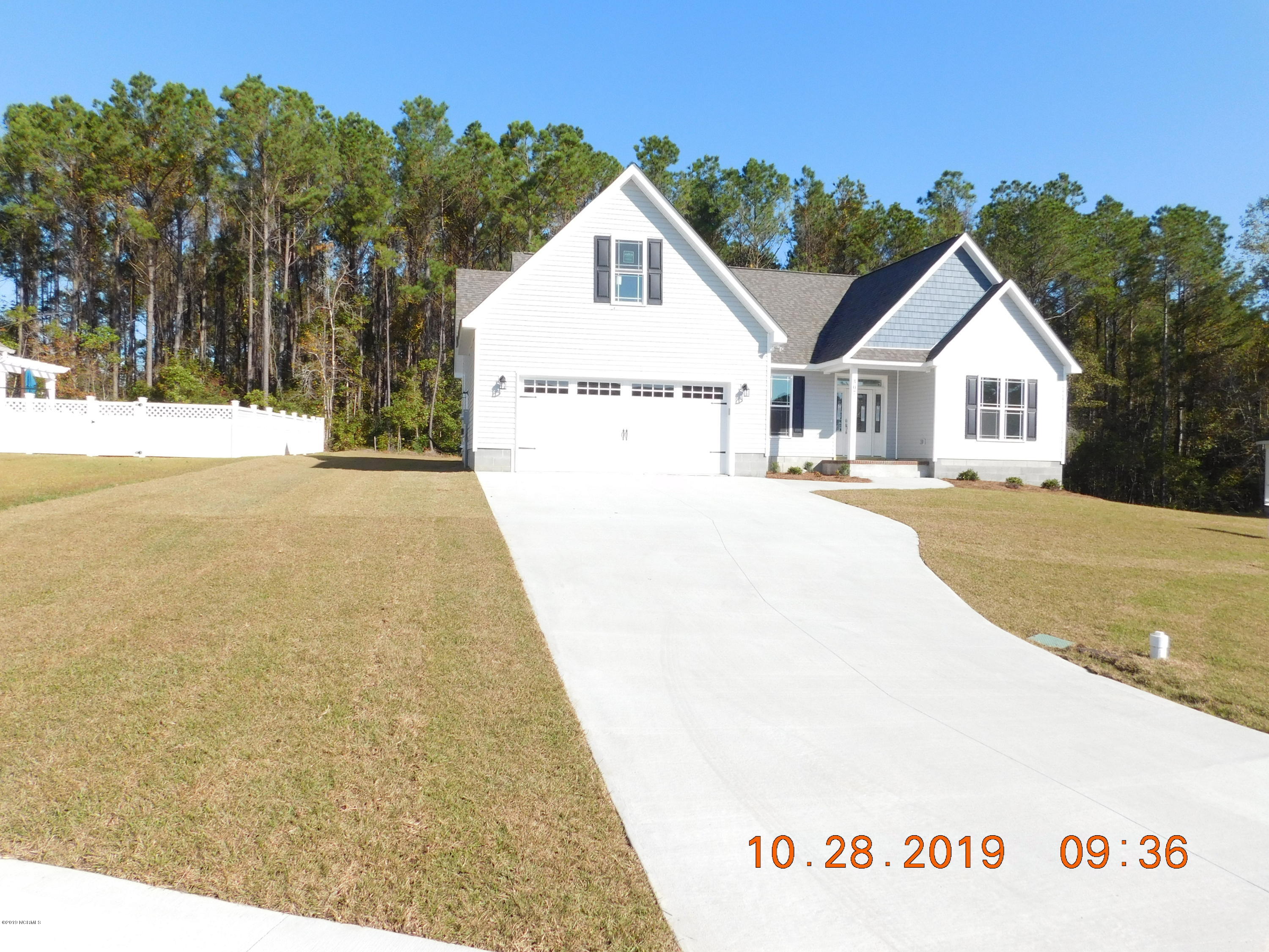 507 Diamond Ridge Court Hubert, NC 28539 - Photo 1 of 14 DSCN3008